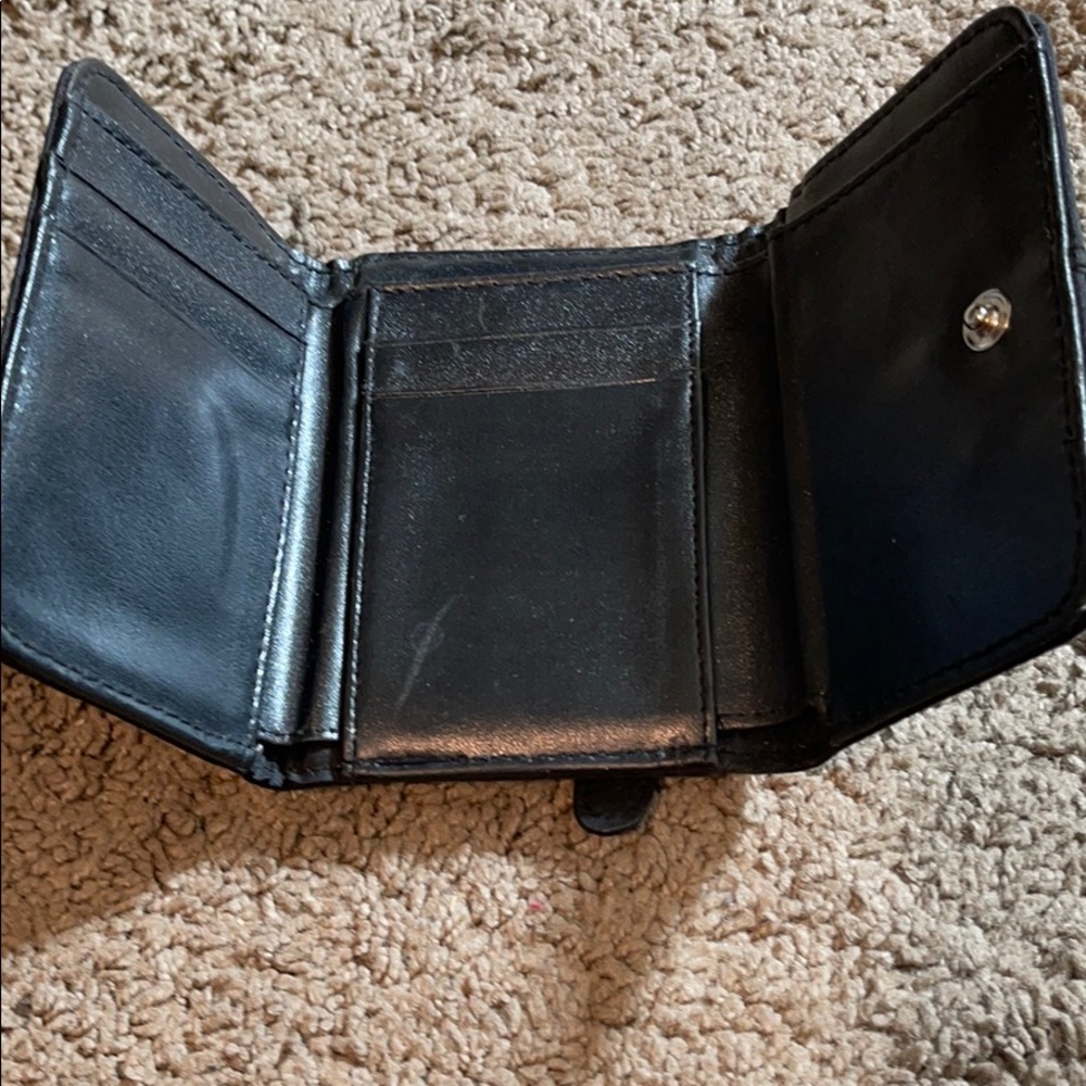 Wallet - Picture 3 of 8